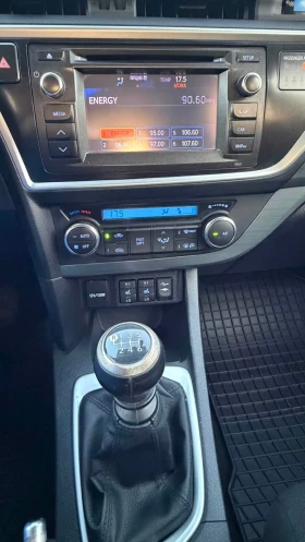 Toyota Auris 1.6 БЕНЗИН  EURO5, снимка 11