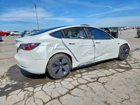 Tesla Model 3 Long Range/ Застраховател / Carfax, снимка 3