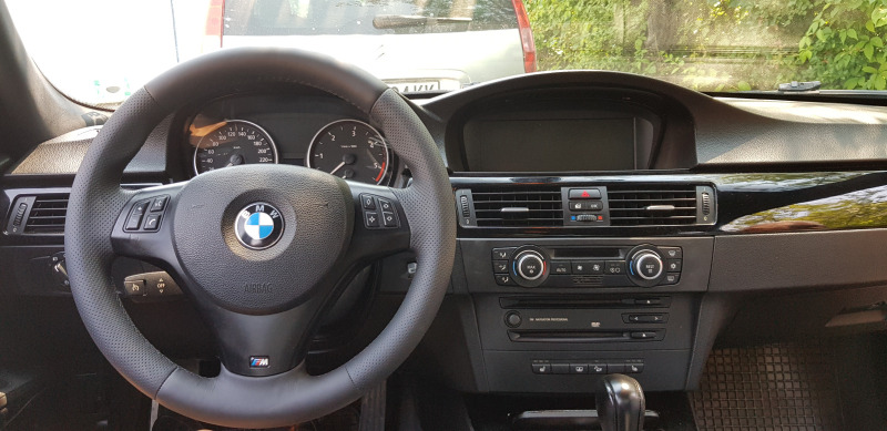 BMW 330 XD, снимка 10 - Автомобили и джипове - 45031540