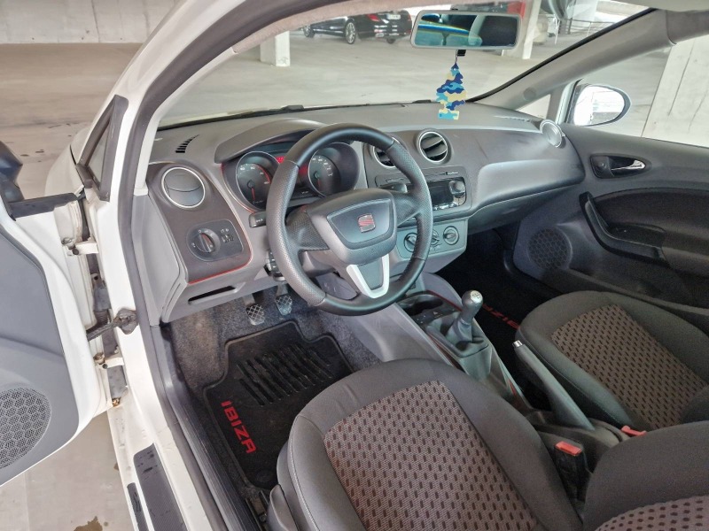 Seat Ibiza 1.4 ЛИЗИНГ БАРТЕР , снимка 4 - Автомобили и джипове - 44764231
