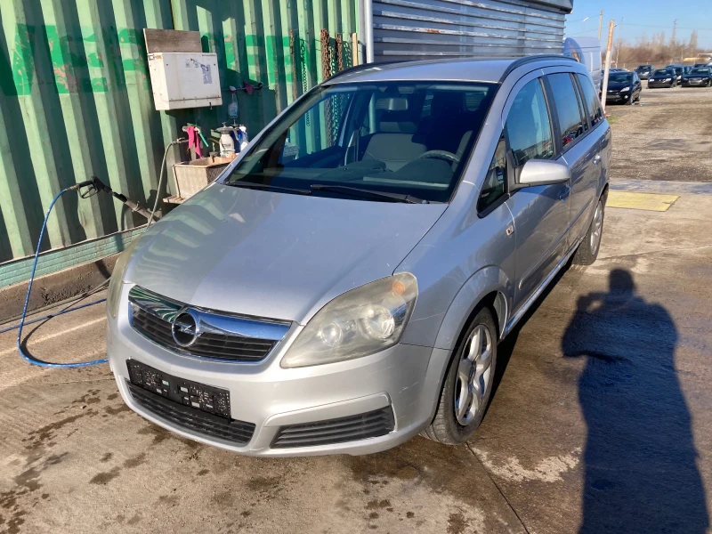 Opel Zafira 1.8 klima, снимка 1 - Автомобили и джипове - 48432870