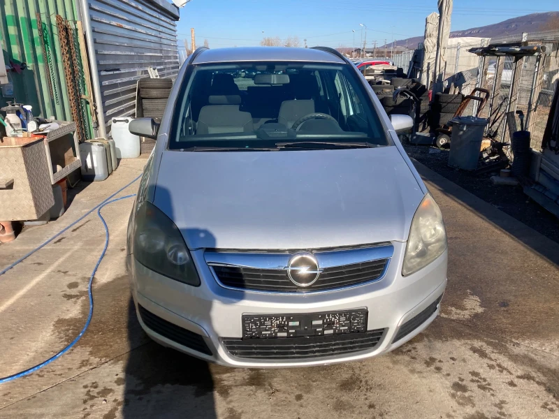 Opel Zafira 1.8 klima, снимка 2 - Автомобили и джипове - 48432870