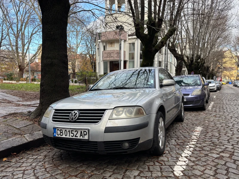 VW Passat 1.8T, снимка 1 - Автомобили и джипове - 48762403