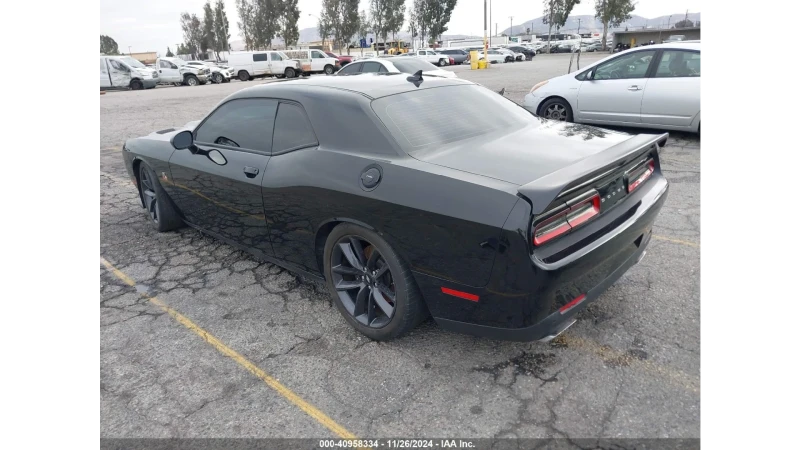 Dodge Challenger, снимка 4 - Автомобили и джипове - 48771289