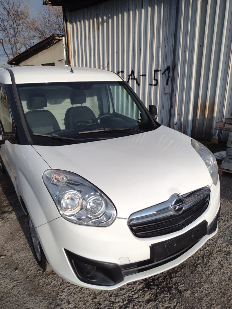 Opel Combo, снимка 12 - Автомобили и джипове - 48870215