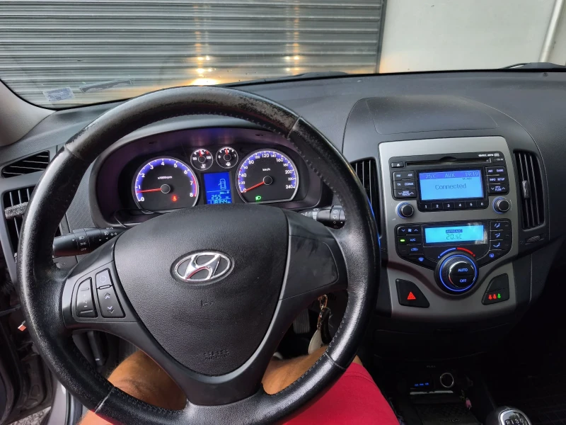 Hyundai I30 SW, снимка 8 - Автомобили и джипове - 51738516