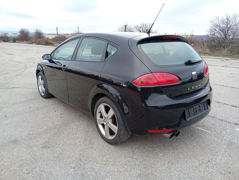 Seat Leon 2.0 FSI, снимка 7 - Автомобили и джипове - 52365586