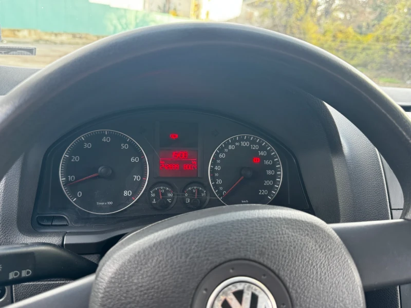 VW Golf 5, снимка 13 - Автомобили и джипове - 52501244