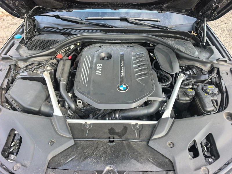 BMW 540 3.0i M-PACK, снимка 15 - Автомобили и джипове - 52551543