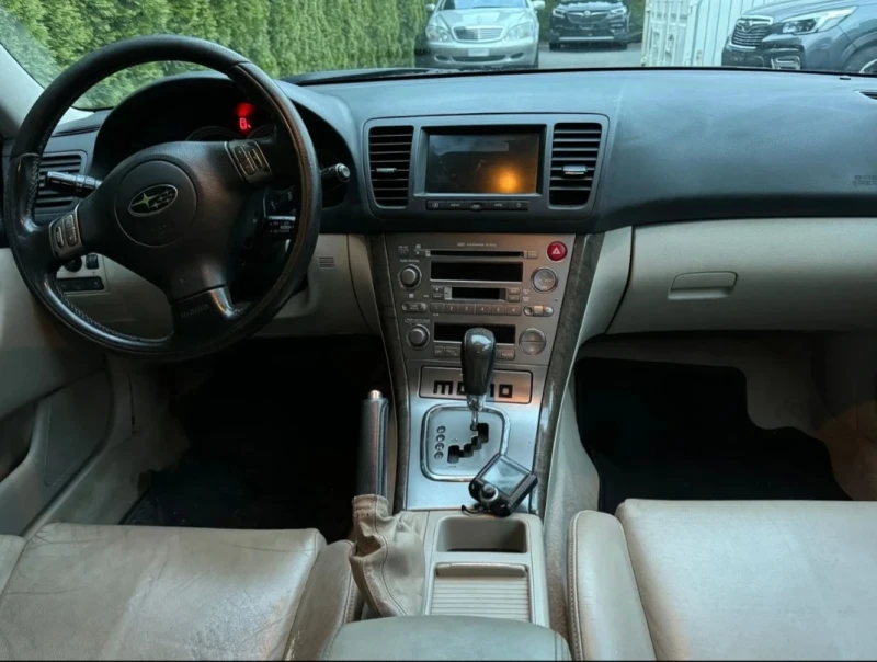 Subaru Outback 3.0 H6, снимка 9 - Автомобили и джипове - 52707781