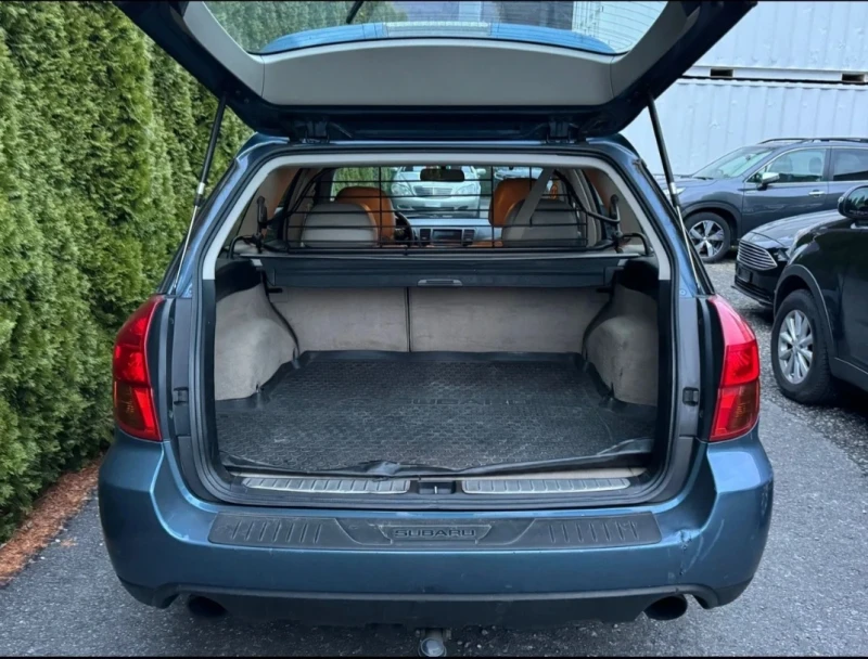 Subaru Outback 3.0 H6, снимка 16 - Автомобили и джипове - 52707781