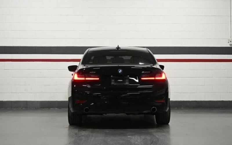 BMW 330 xDrive* АвтоКредит* (ЦЕНА ДО БГ), снимка 7 - Автомобили и джипове - 53146279