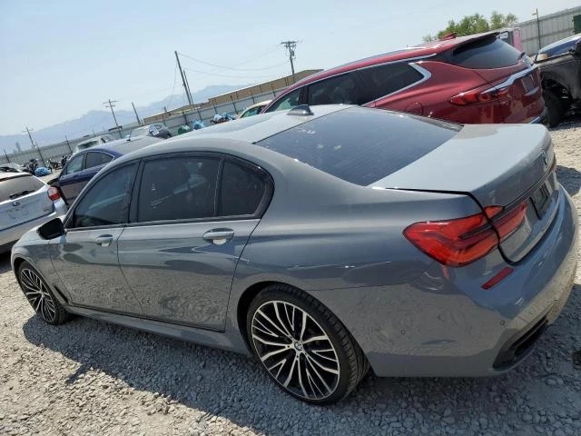 BMW 740 M* SPORT* ДИГИТАЛНО* ТАБЛО* ПОДГРЕВ* КАМЕРА* КЕЙЛЕ - изображение 4