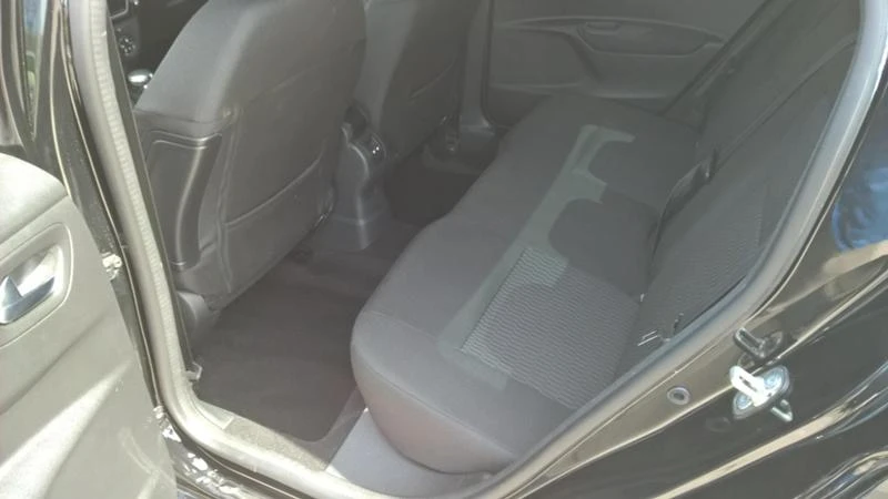 Peugeot 301 Allure 1.6, снимка 8 - Автомобили и джипове - 52521717