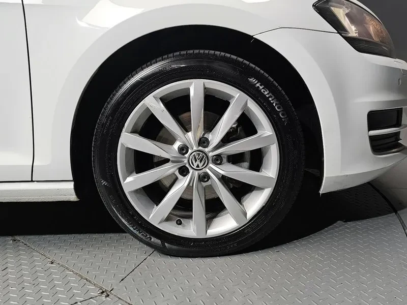 VW Golf 2.0 TDI, снимка 5 - Автомобили и джипове - 54300694