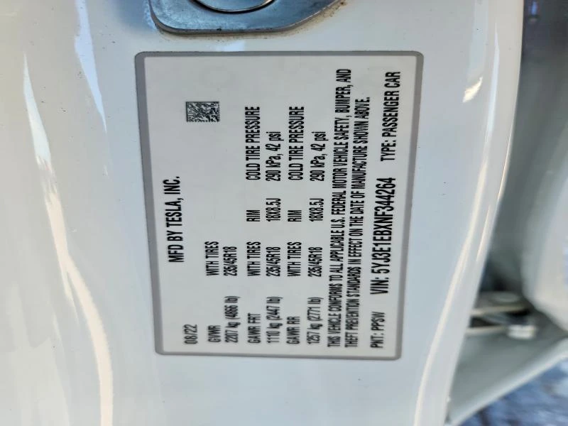 Tesla Model 3 Long Range/ Застраховател / Carfax, снимка 13 - Автомобили и джипове - 56234708