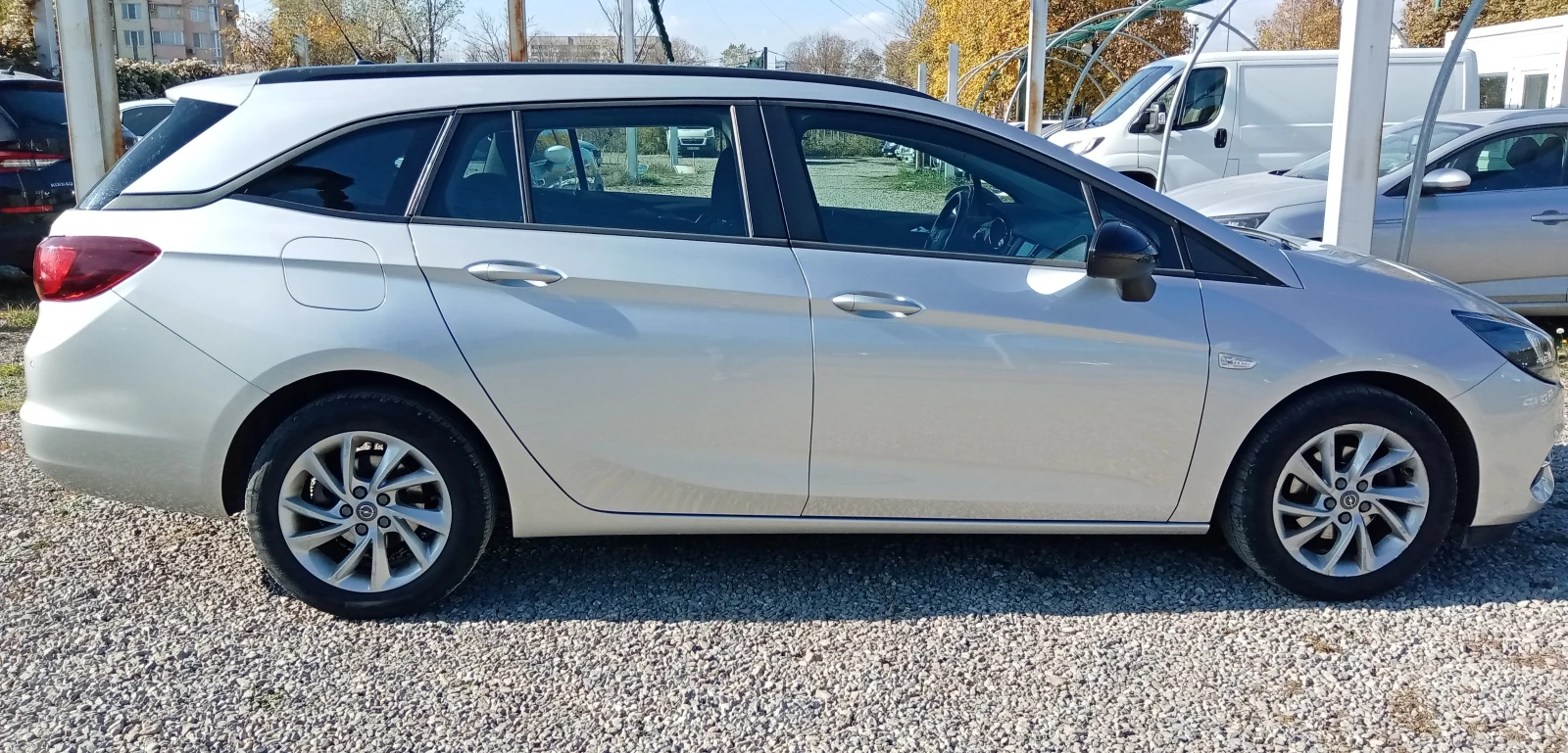 Opel Astra 1.5D  Sports Tourer Гаранц. - изображение 5