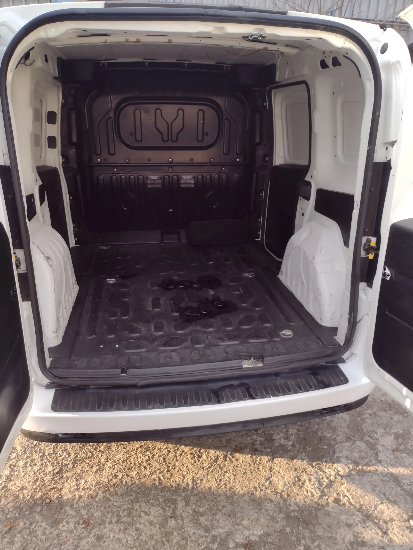 Opel Combo  - изображение 4
