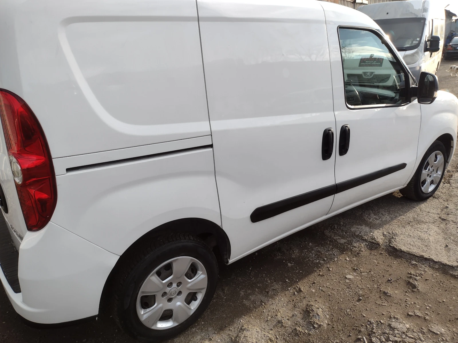 Opel Combo  - изображение 7