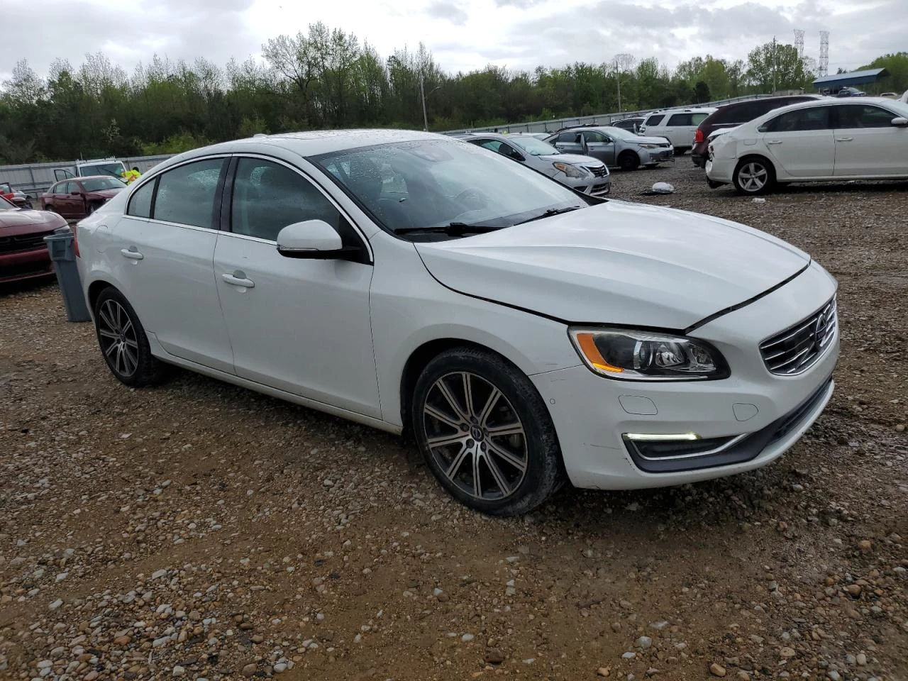 Volvo S60 Inscription T5 Drive-E Platinum - изображение 4