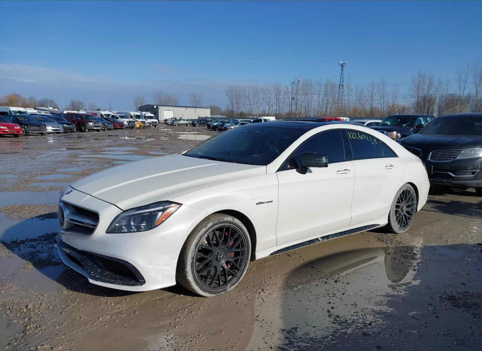 Mercedes-Benz CLS 63 AMG S* 4MATIC* ОБДУХ.* ВАКУМ* 360* СЛ.ЛЕНТИ* PANO - изображение 3