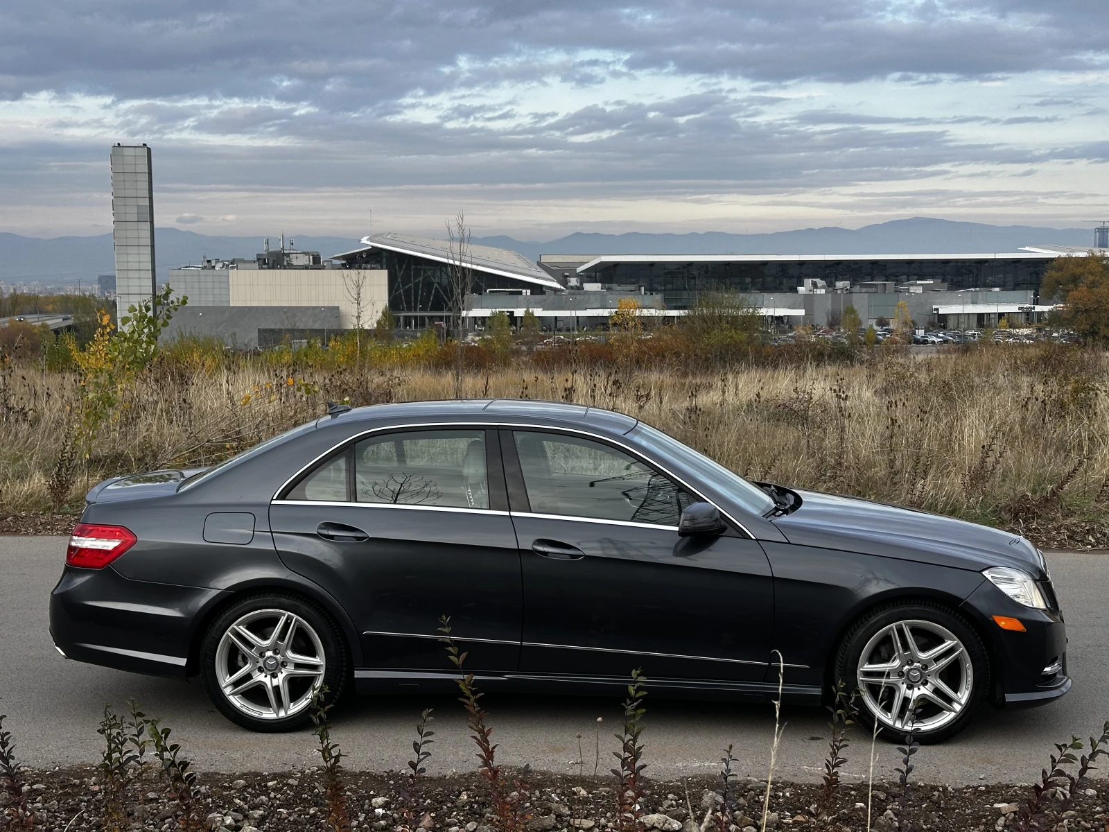 Mercedes-Benz E 350 7G - 4Matic - изображение 5