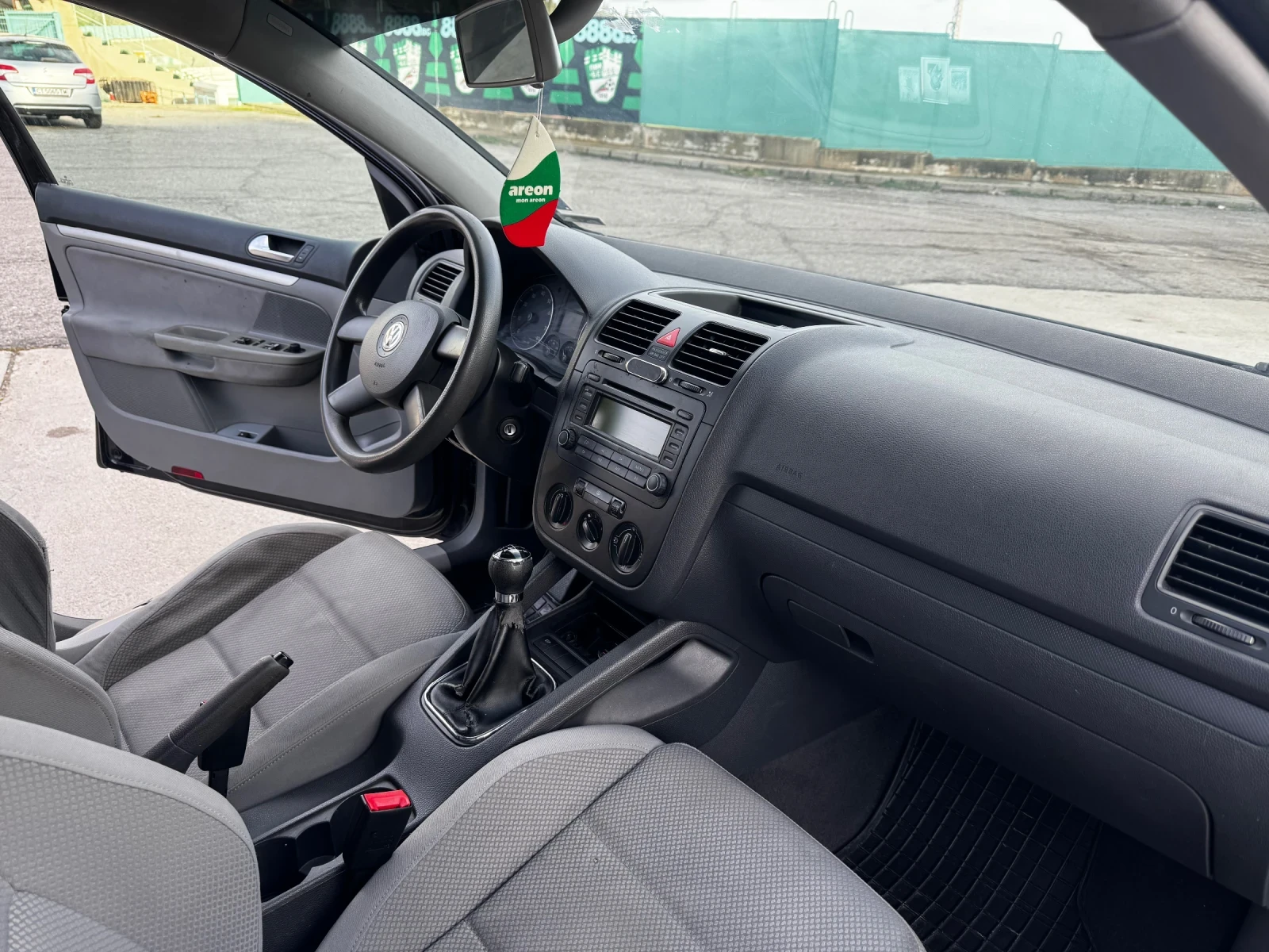 VW Golf 5 - изображение 8