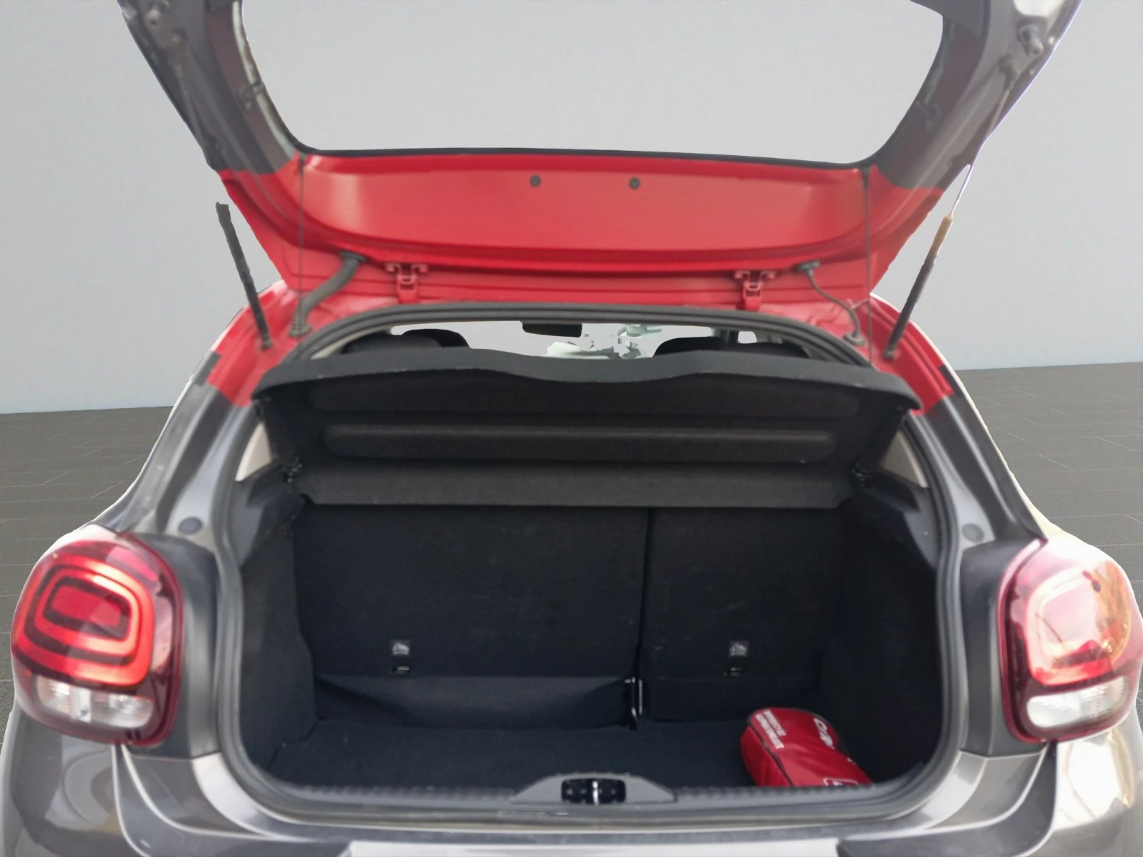 Citroen C3 SHINE PureTech 110 S&S BVM6 E6.4 | Mobile.bg � ����������� 13