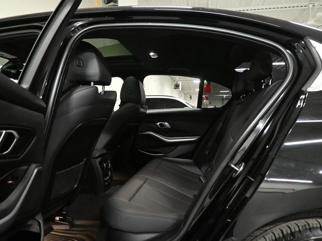 BMW 330 xDrive* ����������* (���� �� ��) | Mobile.bg � ����������� 17