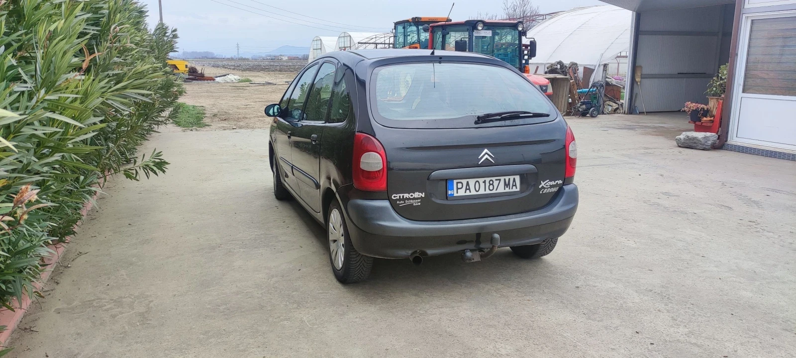 Citroen Xsara picasso 2.0HDI, снимка 4 - Автомобили и джипове - 53719600