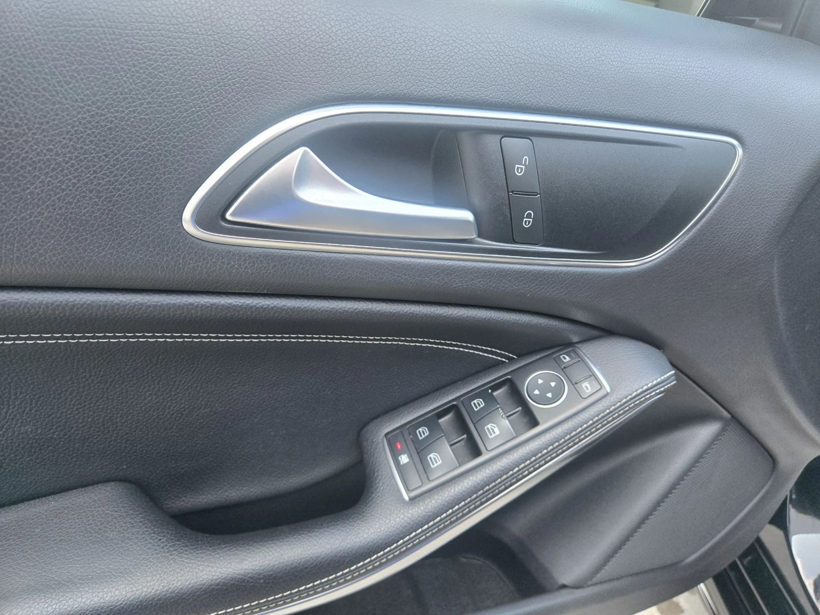 Mercedes-Benz A 200 4X4 | Mobile.bg � ����������� 12