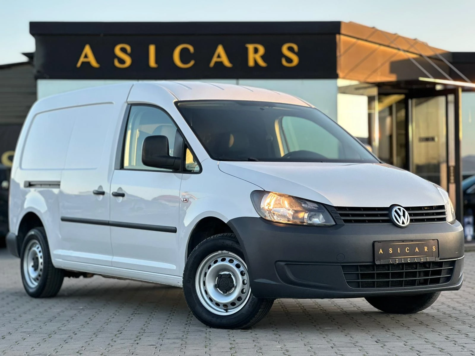 VW Caddy / 2.0I / METAN / MAXI /, снимка 7 - Автомобили и джипове - 53828743