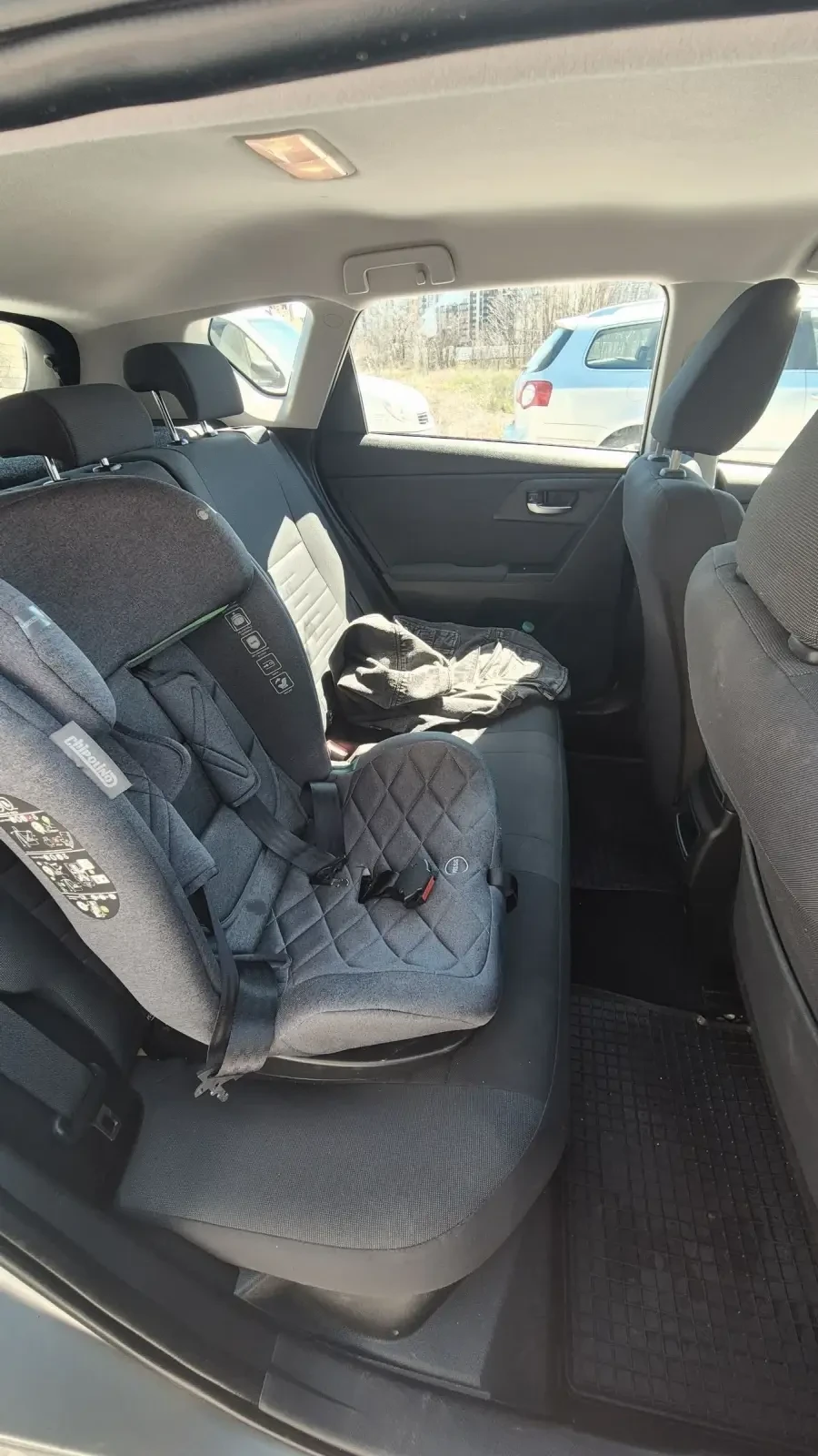 Toyota Auris, снимка 10 - Автомобили и джипове - 54110243