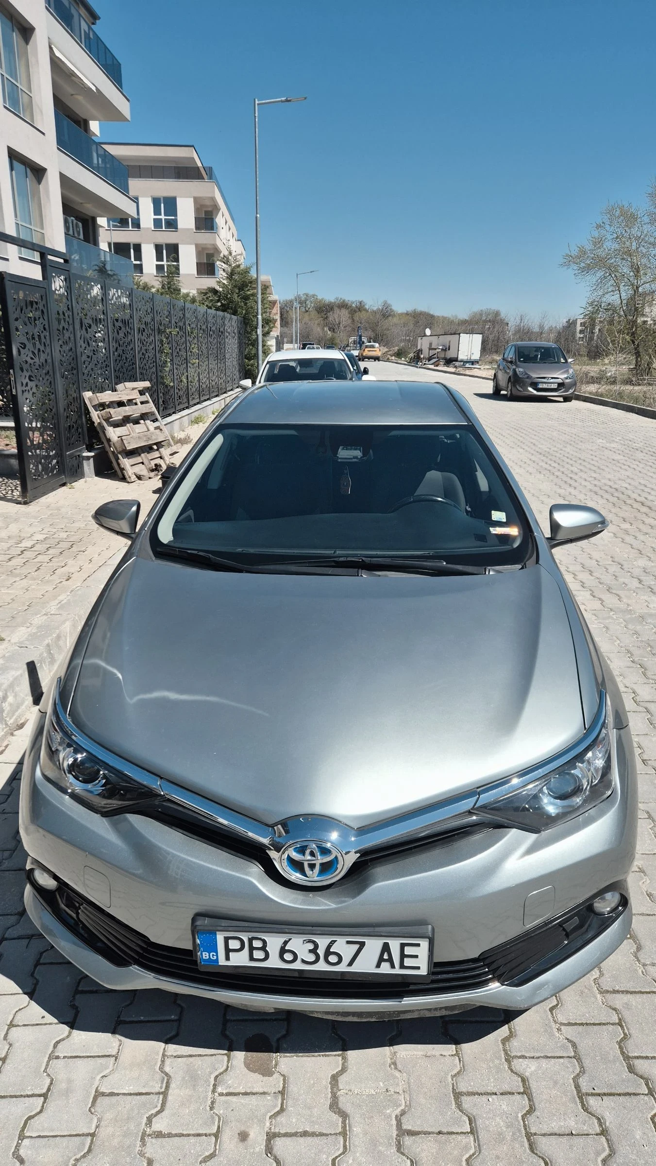 Toyota Auris, снимка 2 - Автомобили и джипове - 54110243