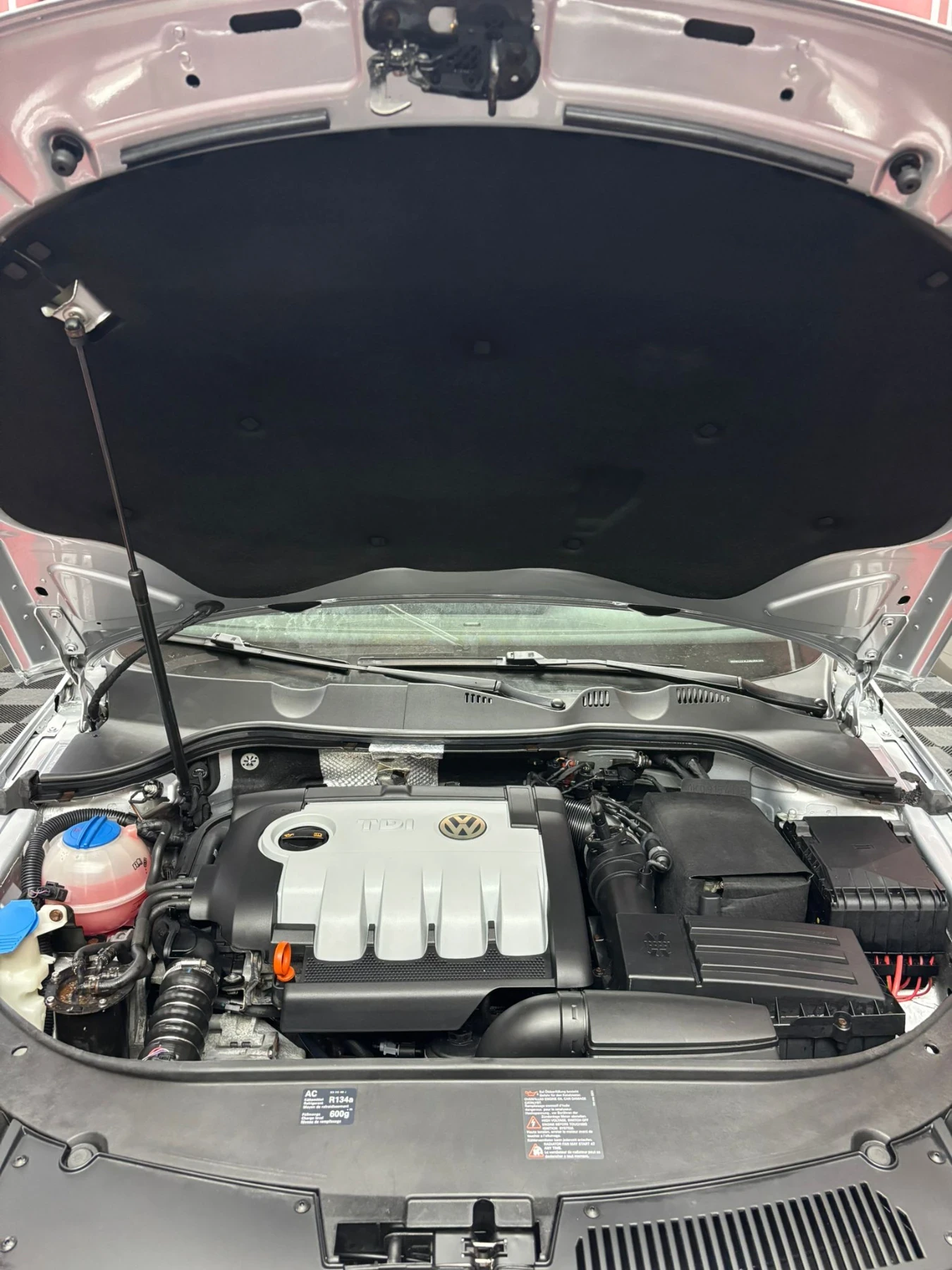 VW Passat, снимка 9 - Автомобили и джипове - 54160934