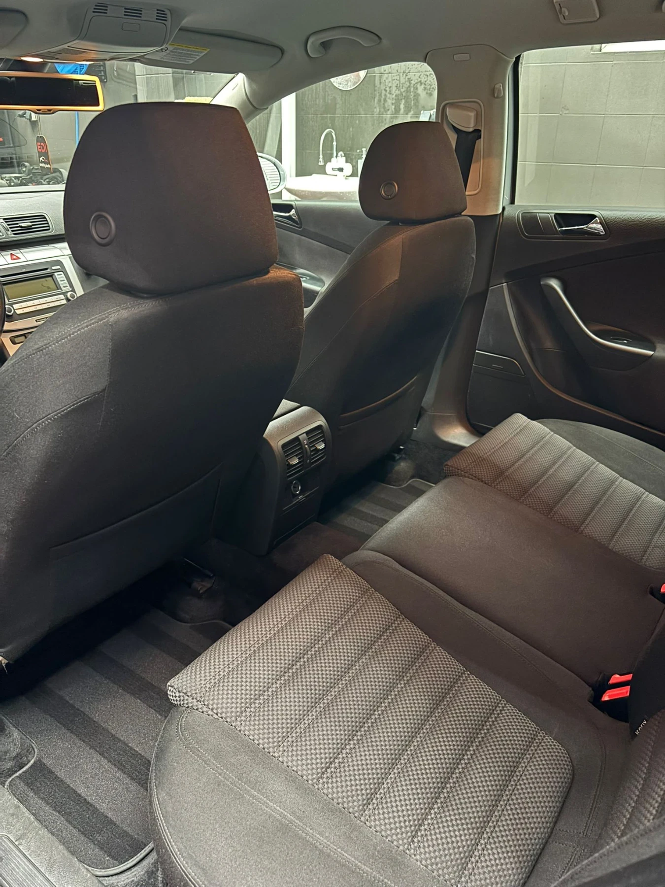 VW Passat, снимка 7 - Автомобили и джипове - 54160934