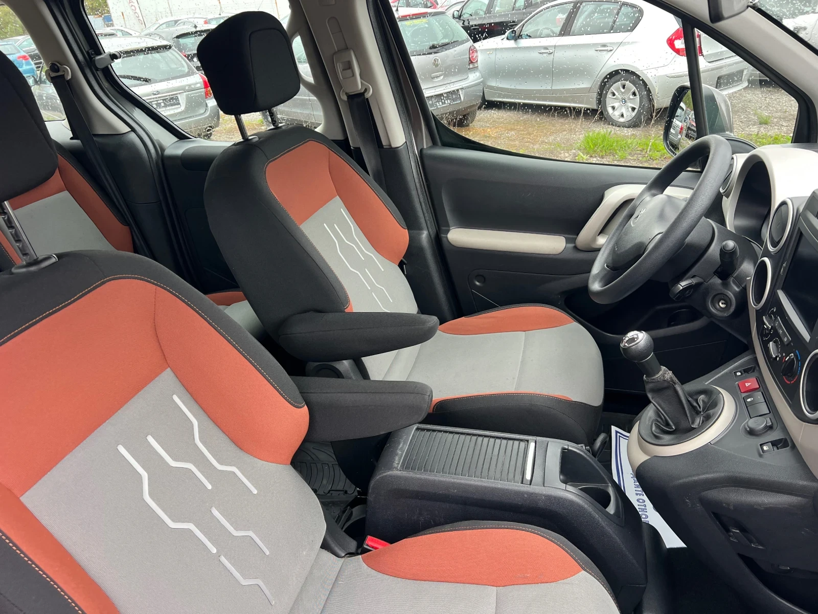 Peugeot Partner 1.6 BlueHdi//Tepee//Euro6 , снимка 10 - Автомобили и джипове - 54296412