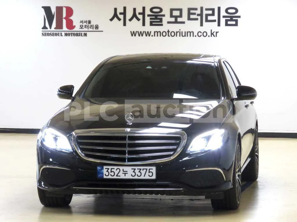 Mercedes-Benz E 220 HEAD UP / CAMERA / �������� | Mobile.bg � ����������� 1