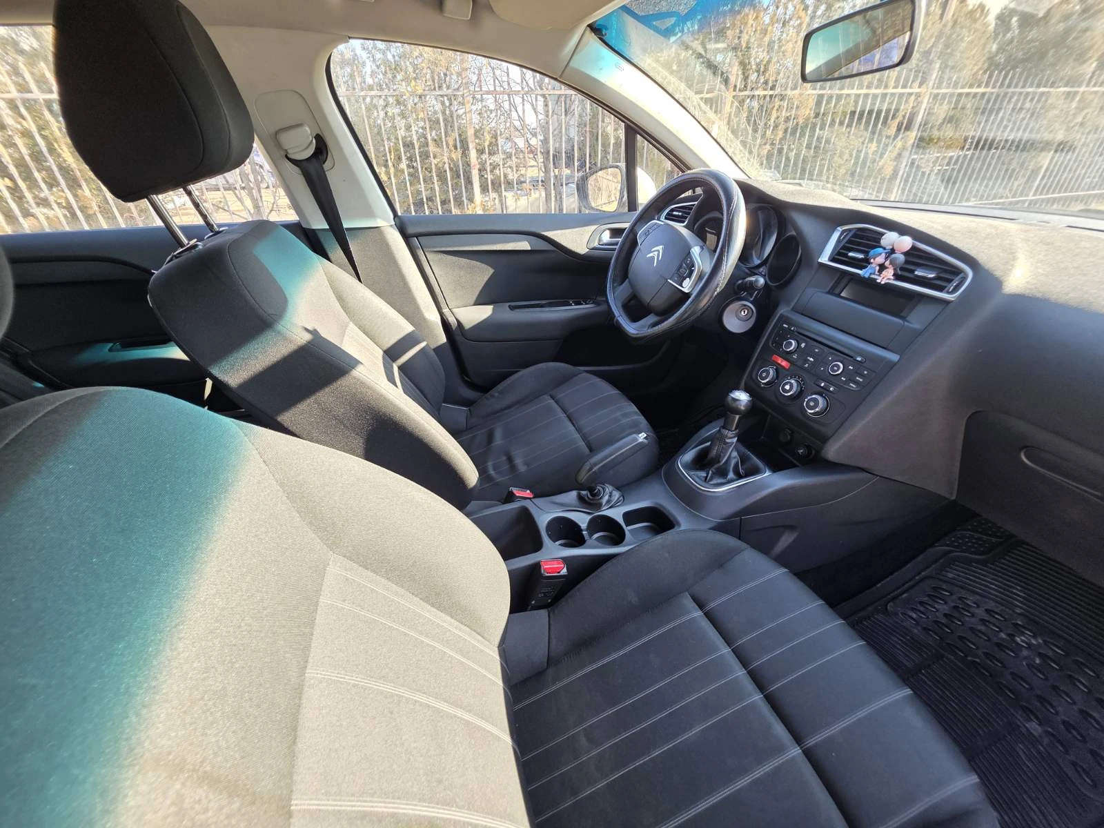 Citroen C4, снимка 9 - Автомобили и джипове - 54445512