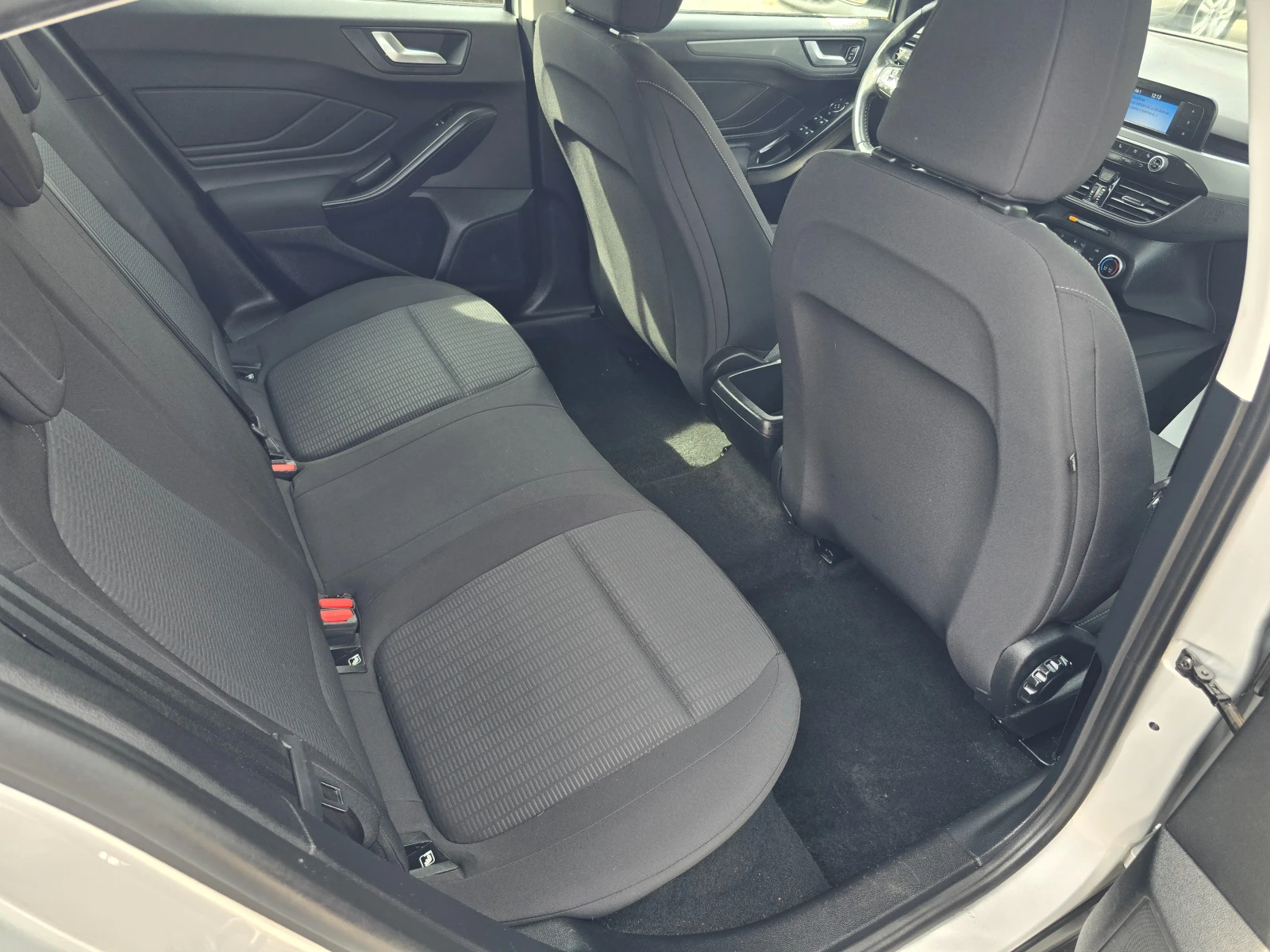 Ford Focus 1.5TDCI-95k.c-EURO6, снимка 10 - Автомобили и джипове - 55207480