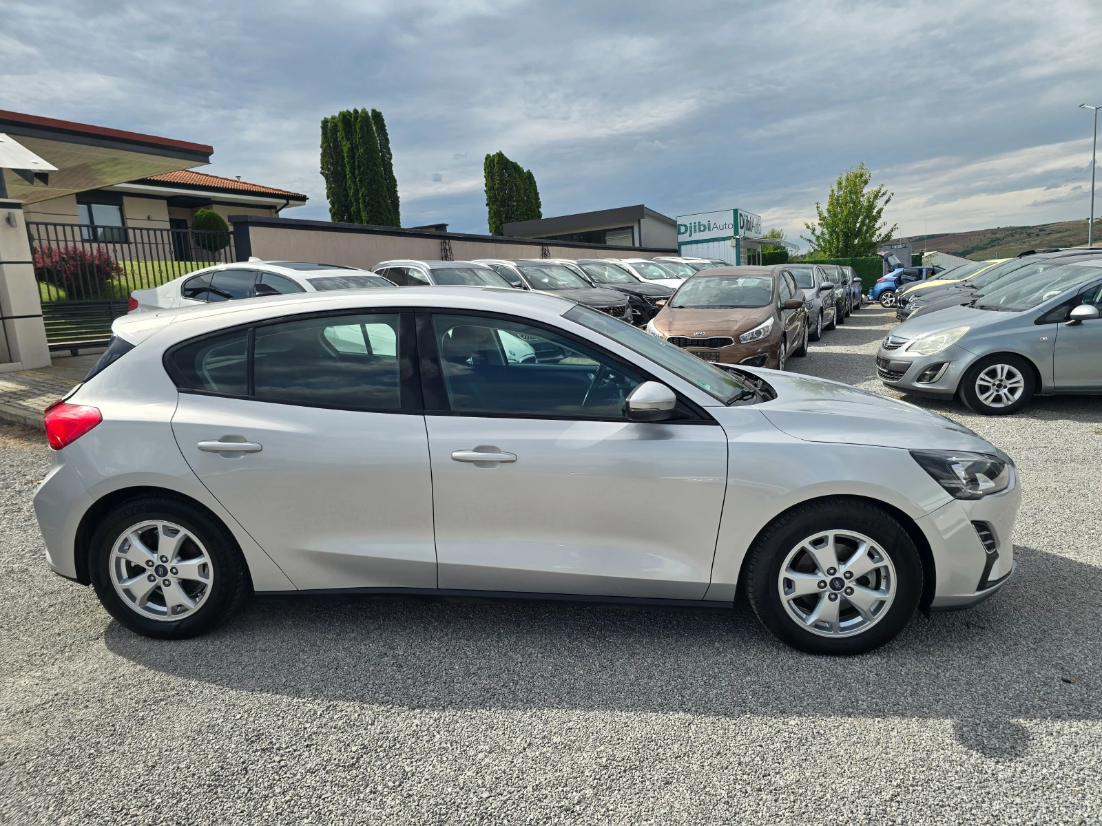 Ford Focus 1.5TDCI-95k.c-EURO6, снимка 4 - Автомобили и джипове - 55207480