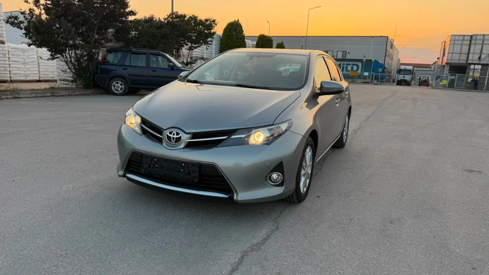 Toyota Auris 1.8 БЕНЗИН  EURO5