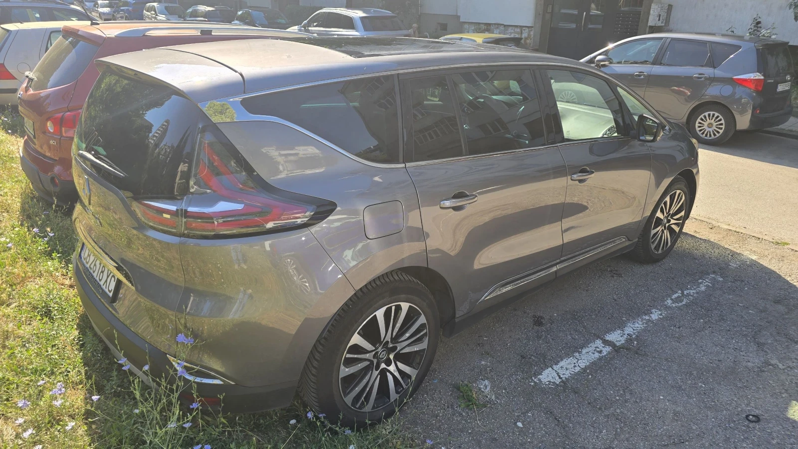 Renault Espace V Initiale Paris 1.6dci, снимка 6 - Автомобили и джипове - 55577619