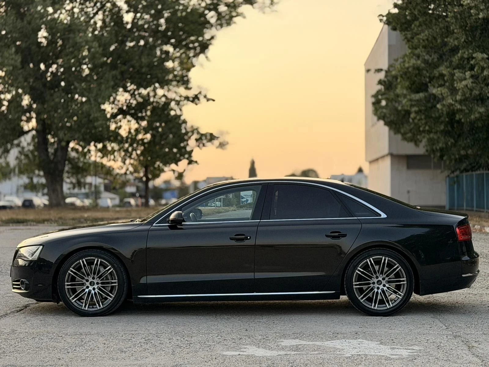 Audi A8 4.2TDI, снимка 2 - Автомобили и джипове - 55891244