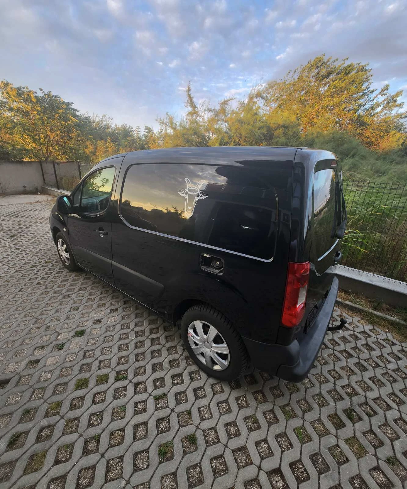 Citroen Berlingo 1.6HDI 90hp Clima-TOP, снимка 12 - Автомобили и джипове - 55894751