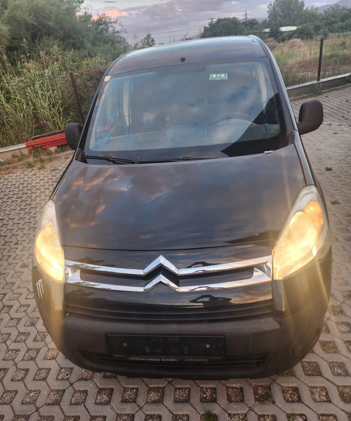 Citroen Berlingo 1.6HDI 90hp Clima-TOP, снимка 13 - Автомобили и джипове - 55894751