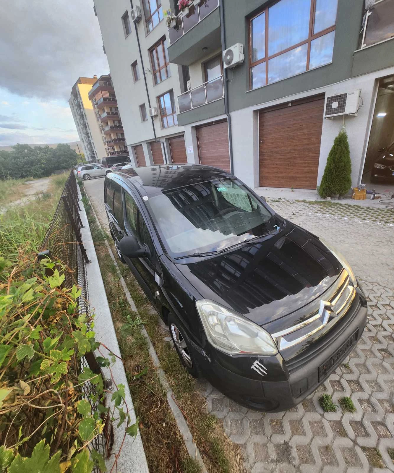Citroen Berlingo 1.6HDI 90hp Clima-TOP, снимка 11 - Автомобили и джипове - 55894751