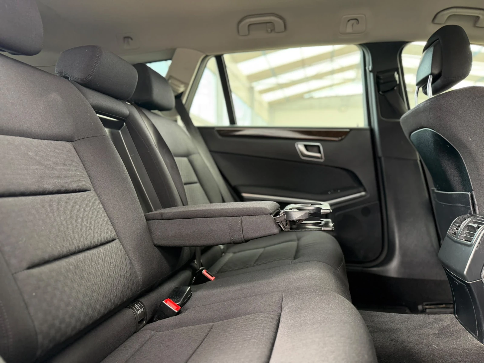 Mercedes-Benz E 350 / 3.0D / 265HP / 4MATIC / CARPLAY / | Mobile.bg � ����������� 12
