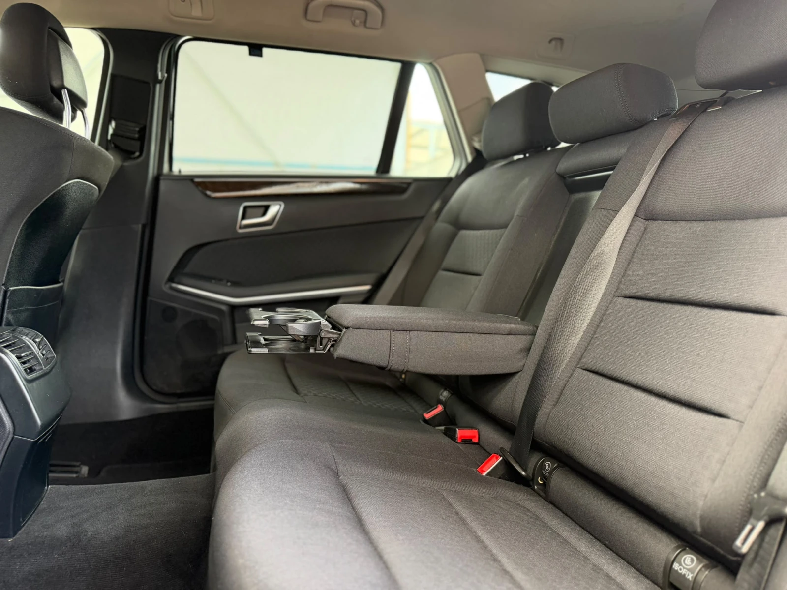 Mercedes-Benz E 350 / 3.0D / 265HP / 4MATIC / CARPLAY / | Mobile.bg � ����������� 10