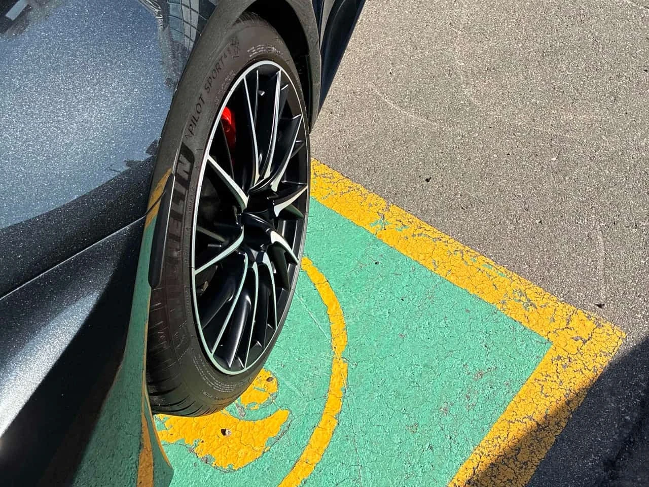 Lexus RC F * Auto * CARFAX * ����� �� ����������� | Mobile.bg � ����������� 12
